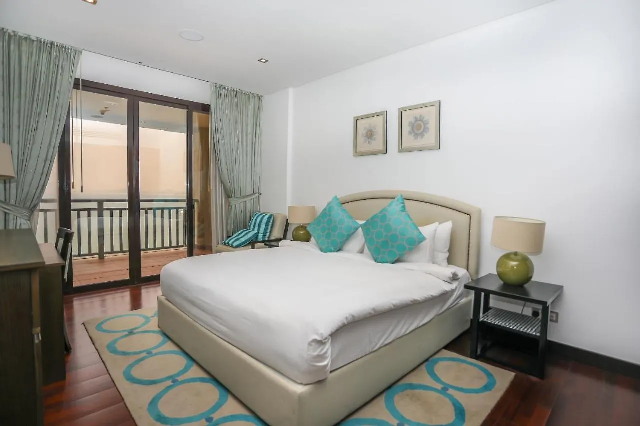 Signature Living Resort Apartments With Private Beach And Laguna Pool , Palm Jumeirah 0*, دبي